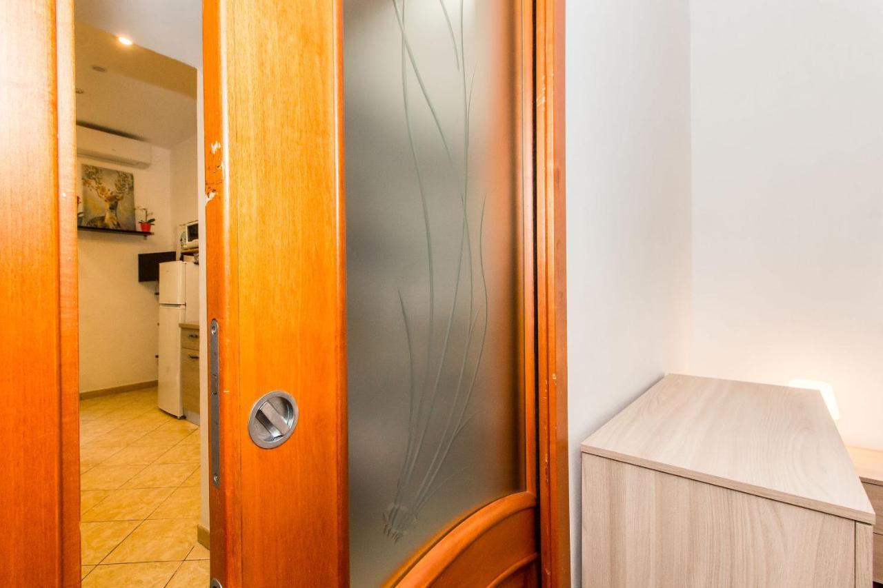 Piazza Bengasi Cozy Apartment Turin Exterior photo