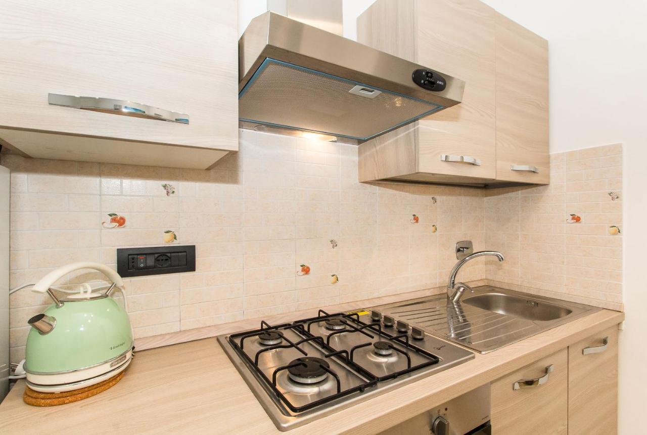 Piazza Bengasi Cozy Apartment Turin Exterior photo